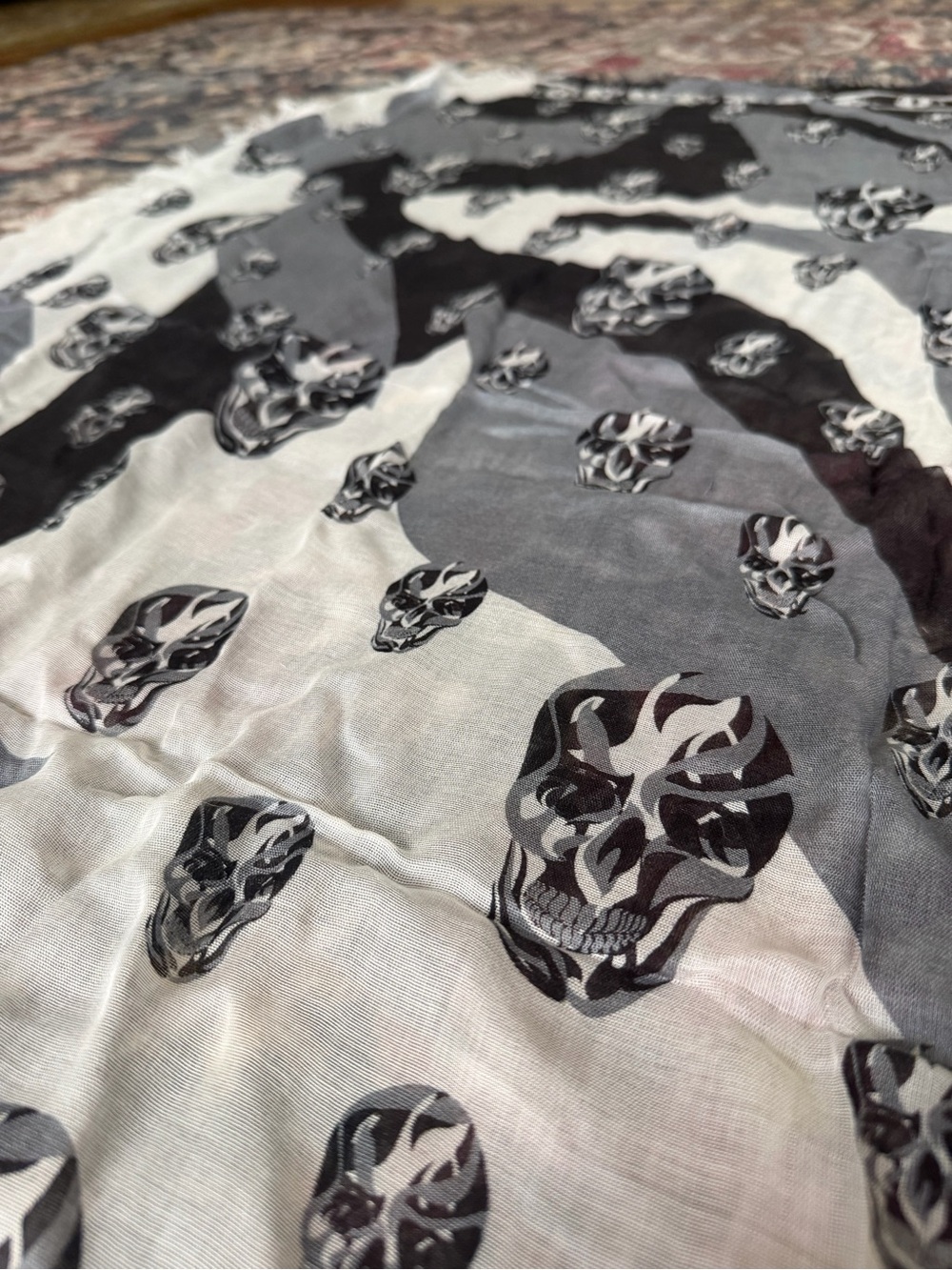 Skull Print Lightweight Scarf in Black & Gray Alexander McQueen. Brand new